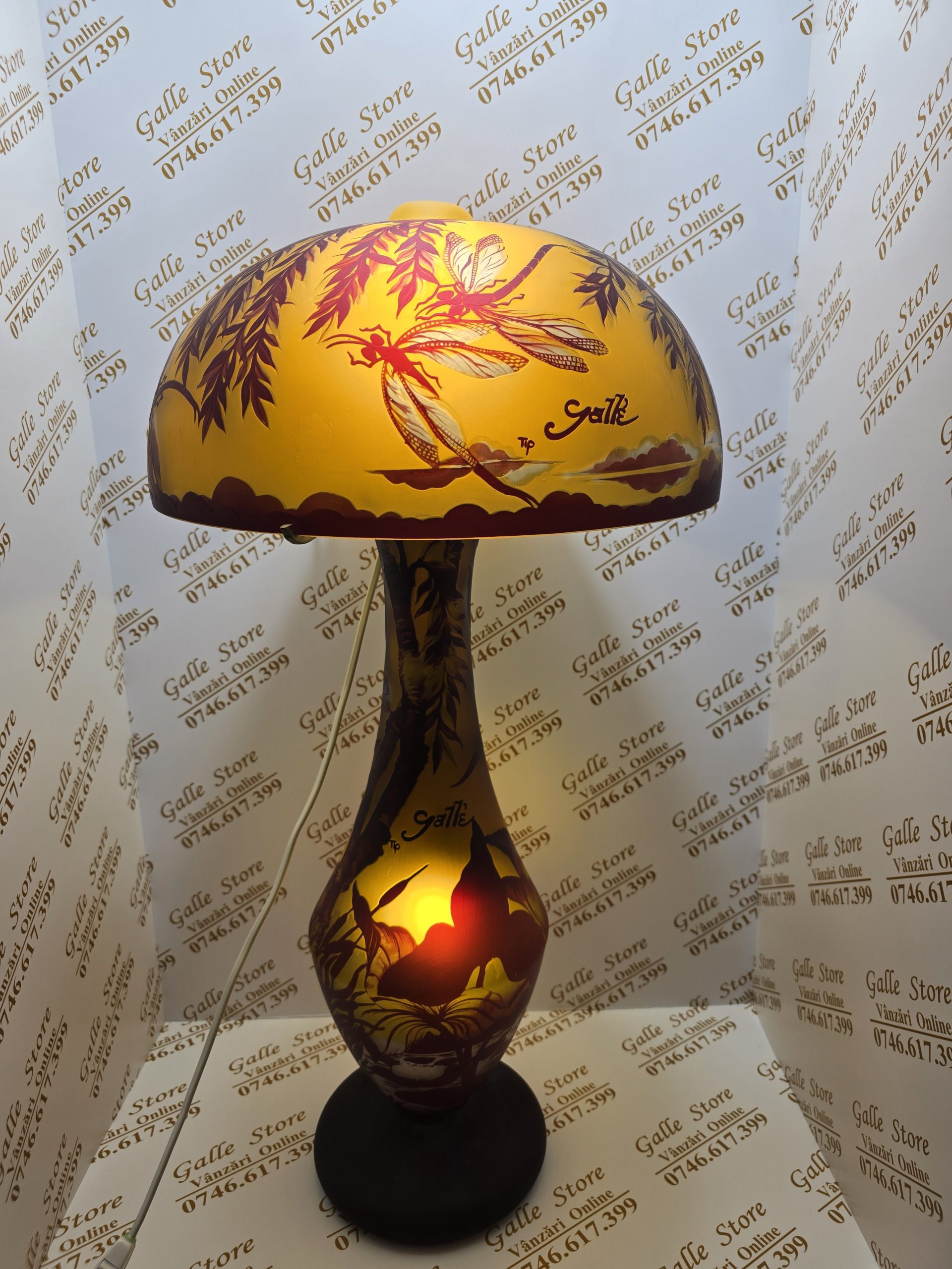 20260304_210539 Lampa tip Galle cu cupola si montura de bronz - imagine 1