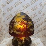 Lampa tip Galle cu peisaj montan