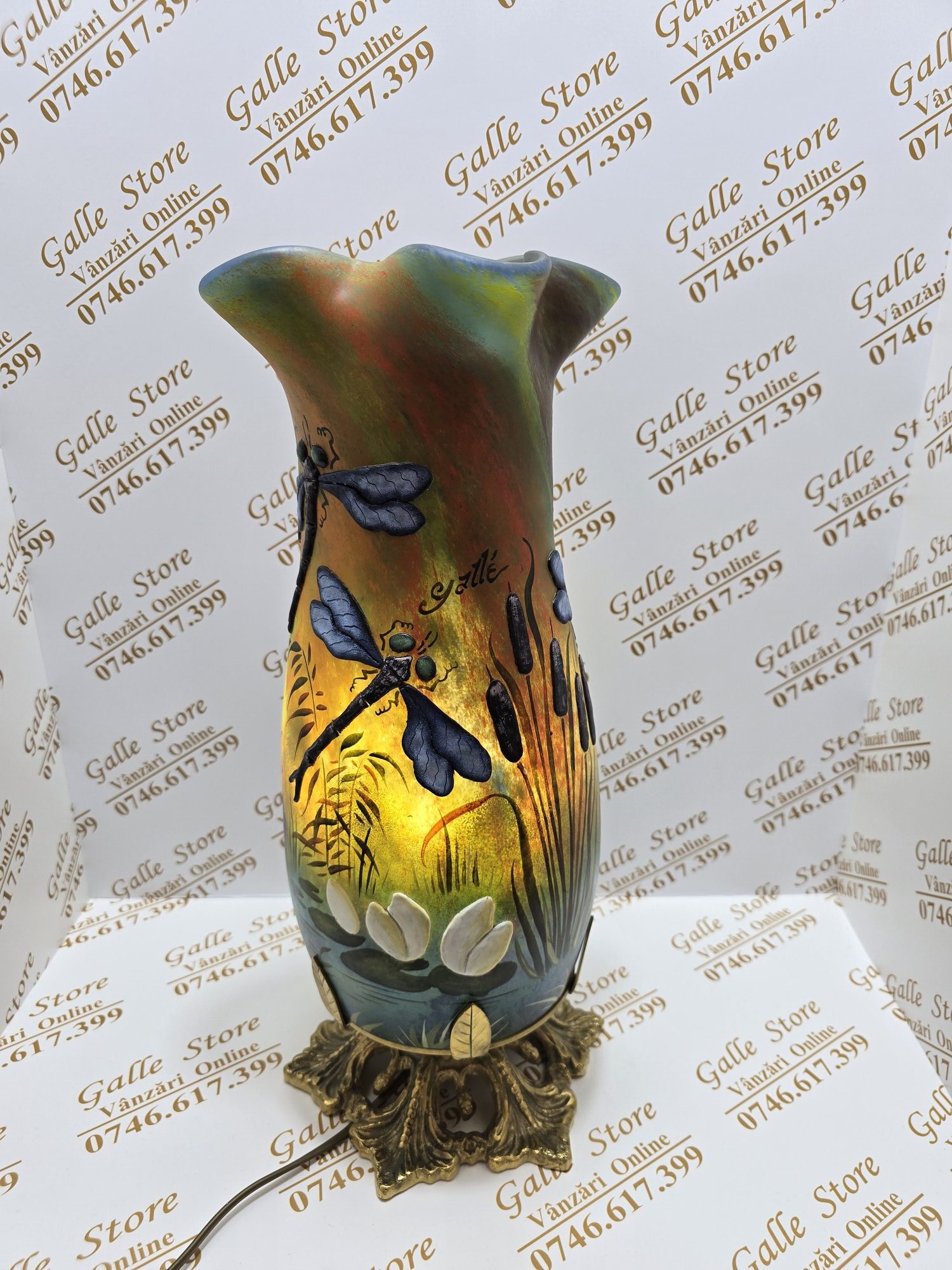 20260307_155706 Lampa tip Galle cu suport de bronz - imagine 1