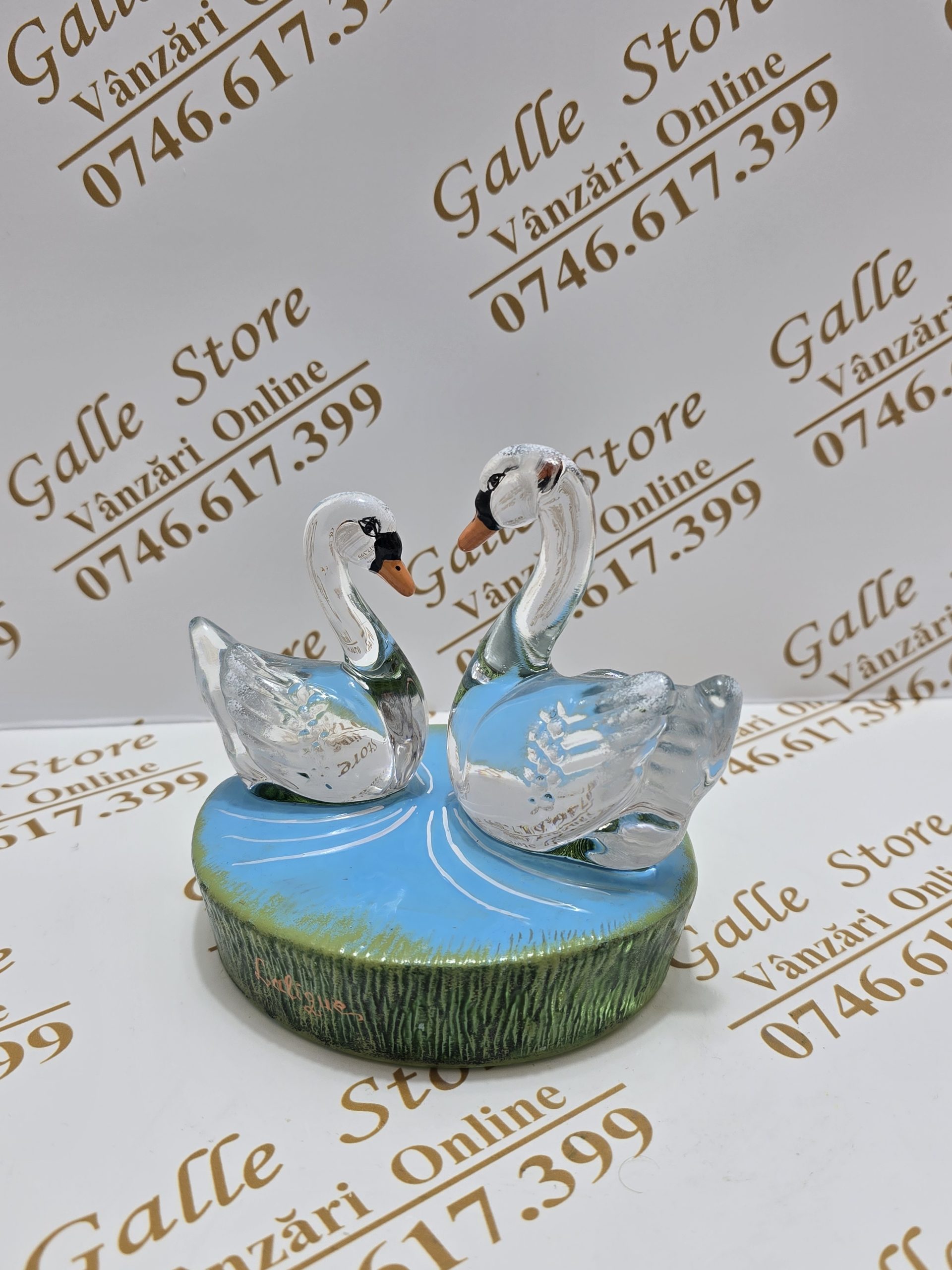 20260318_203043 Ornament cu lebede Lalique - imagine 1