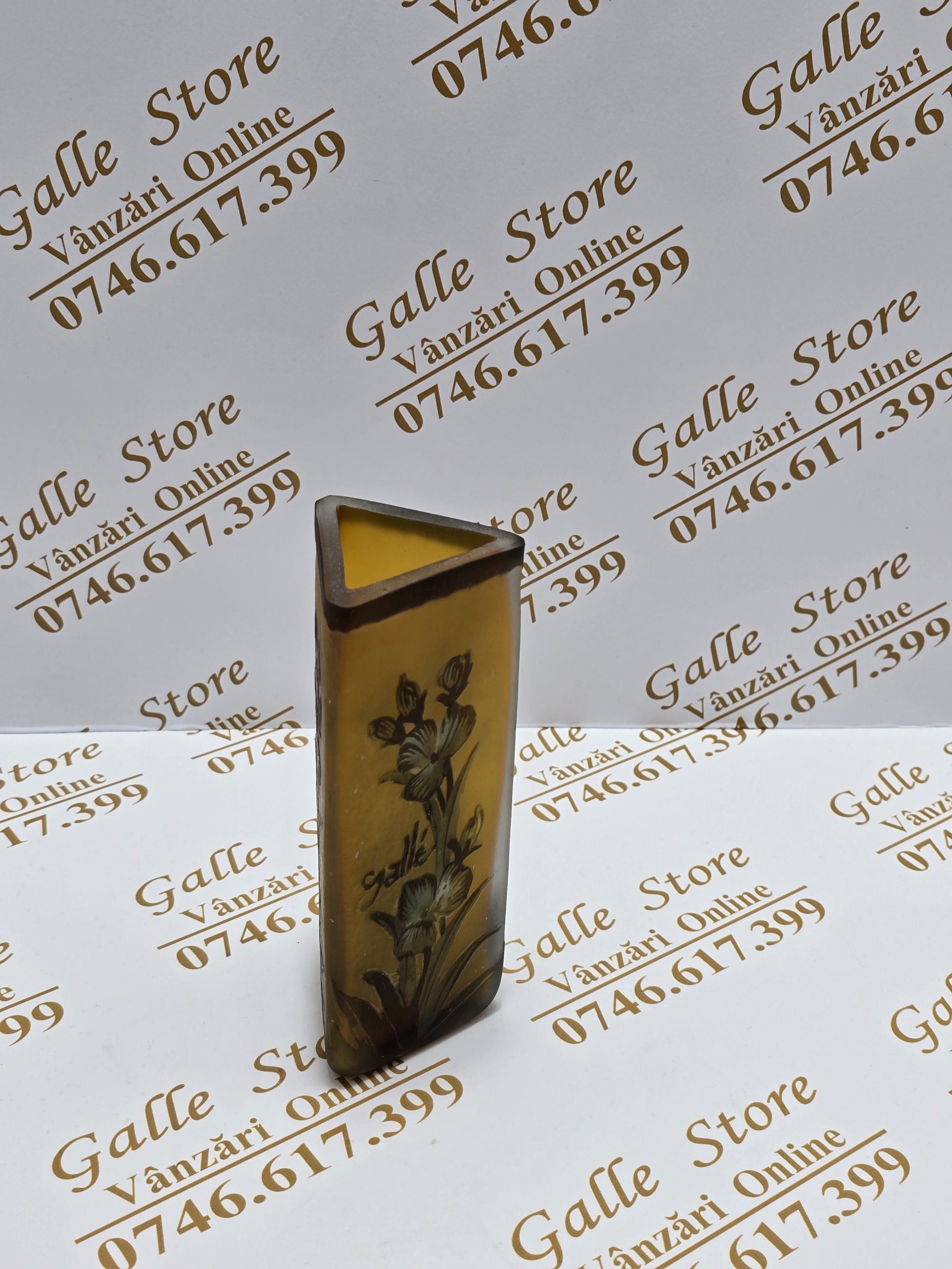 20260427_214457 Vaza tip Galle - imagine 1
